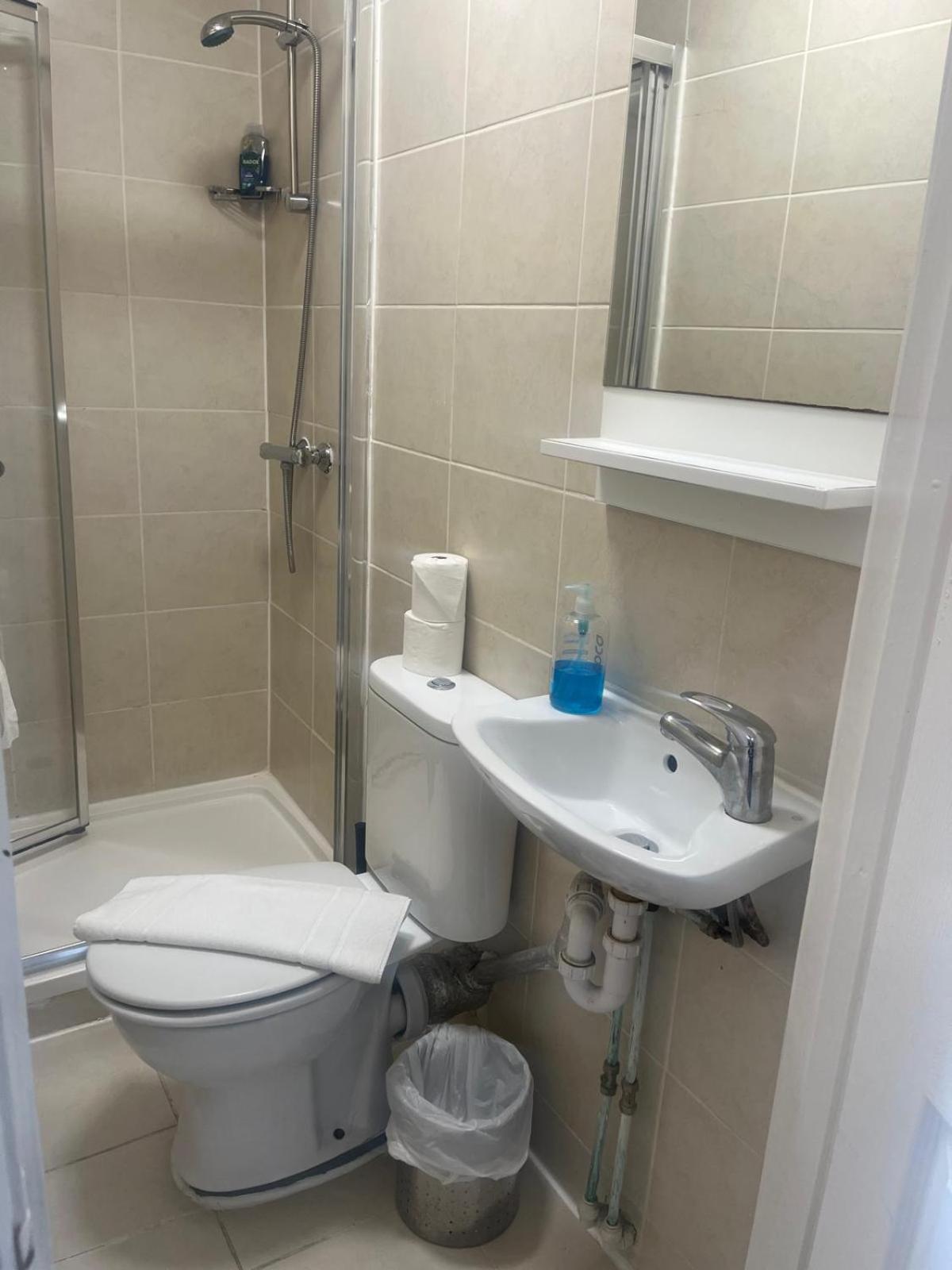 Atlas Hostel Лондон Экстерьер фото