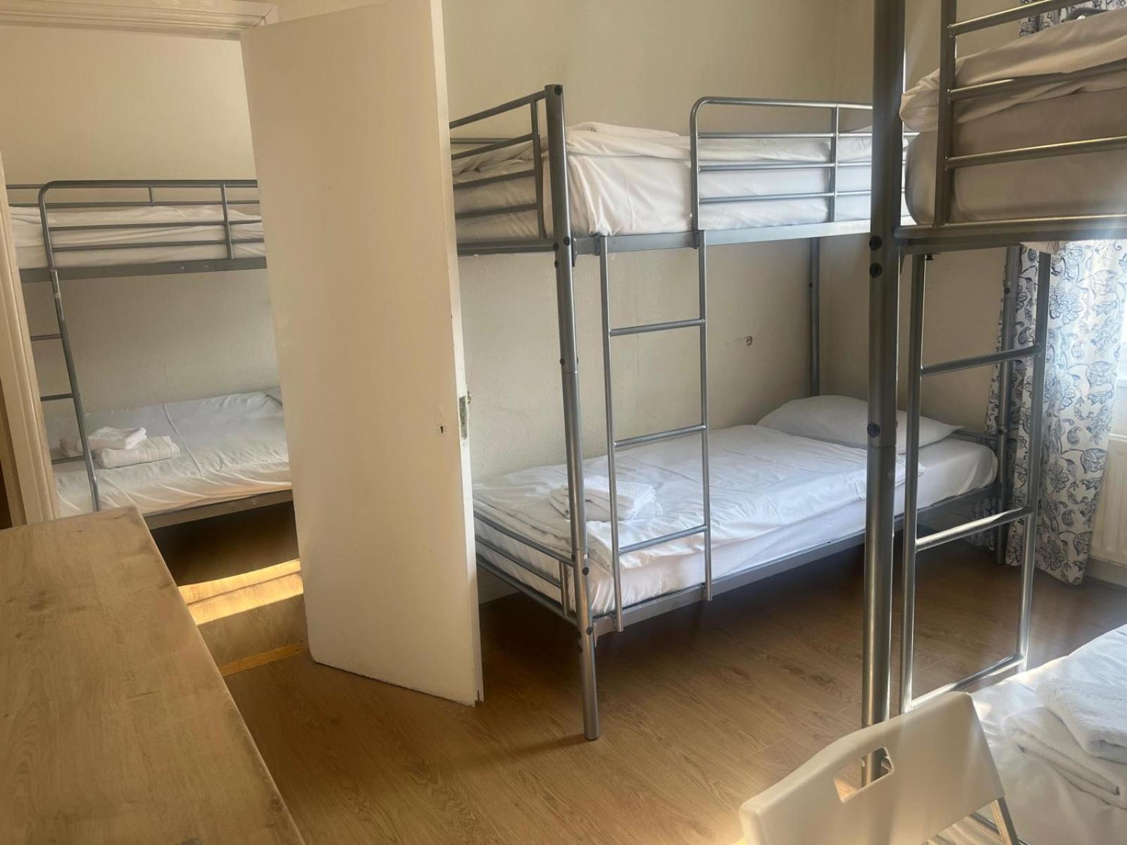 Atlas Hostel Лондон Экстерьер фото