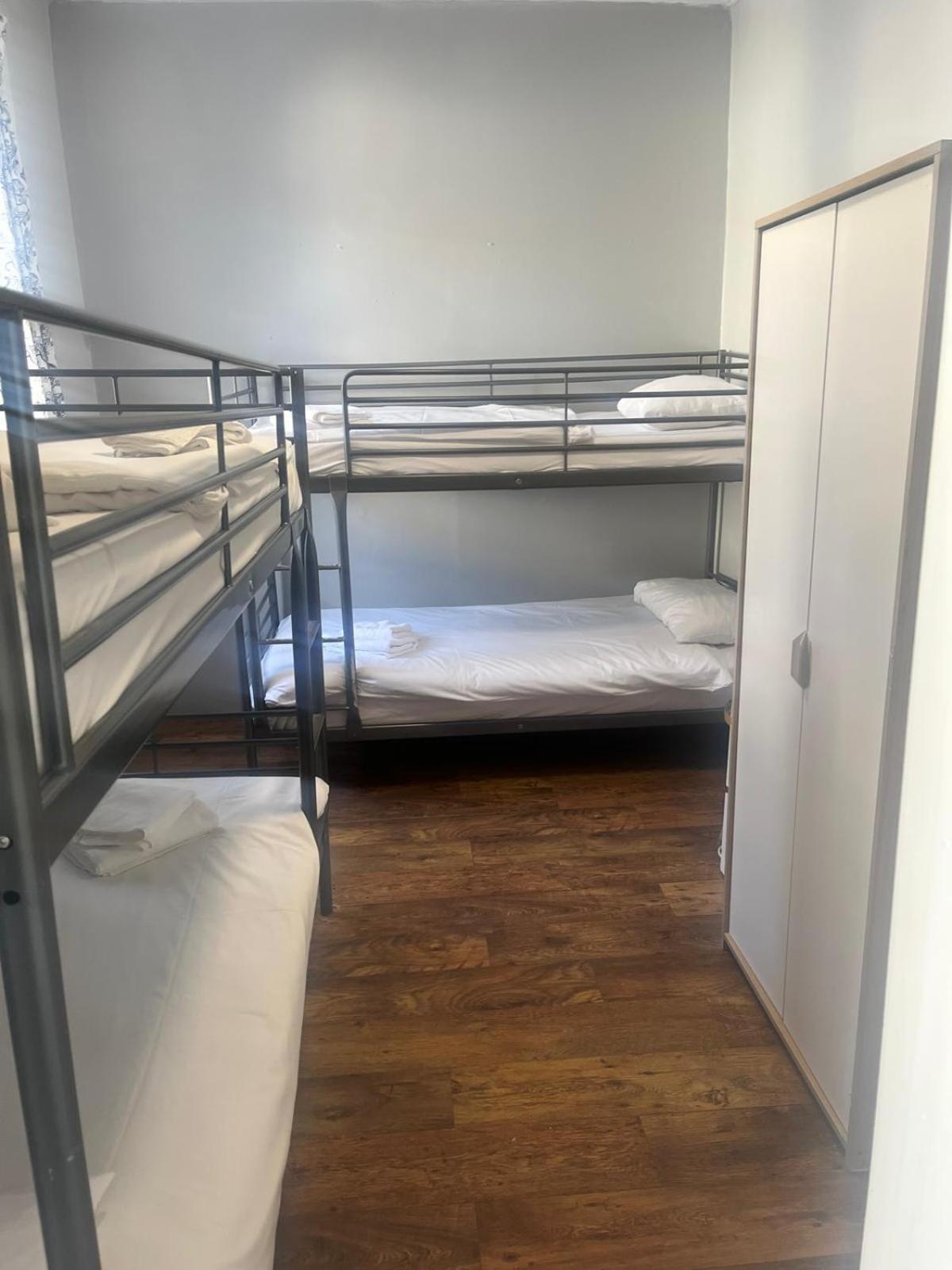 Atlas Hostel Лондон Экстерьер фото