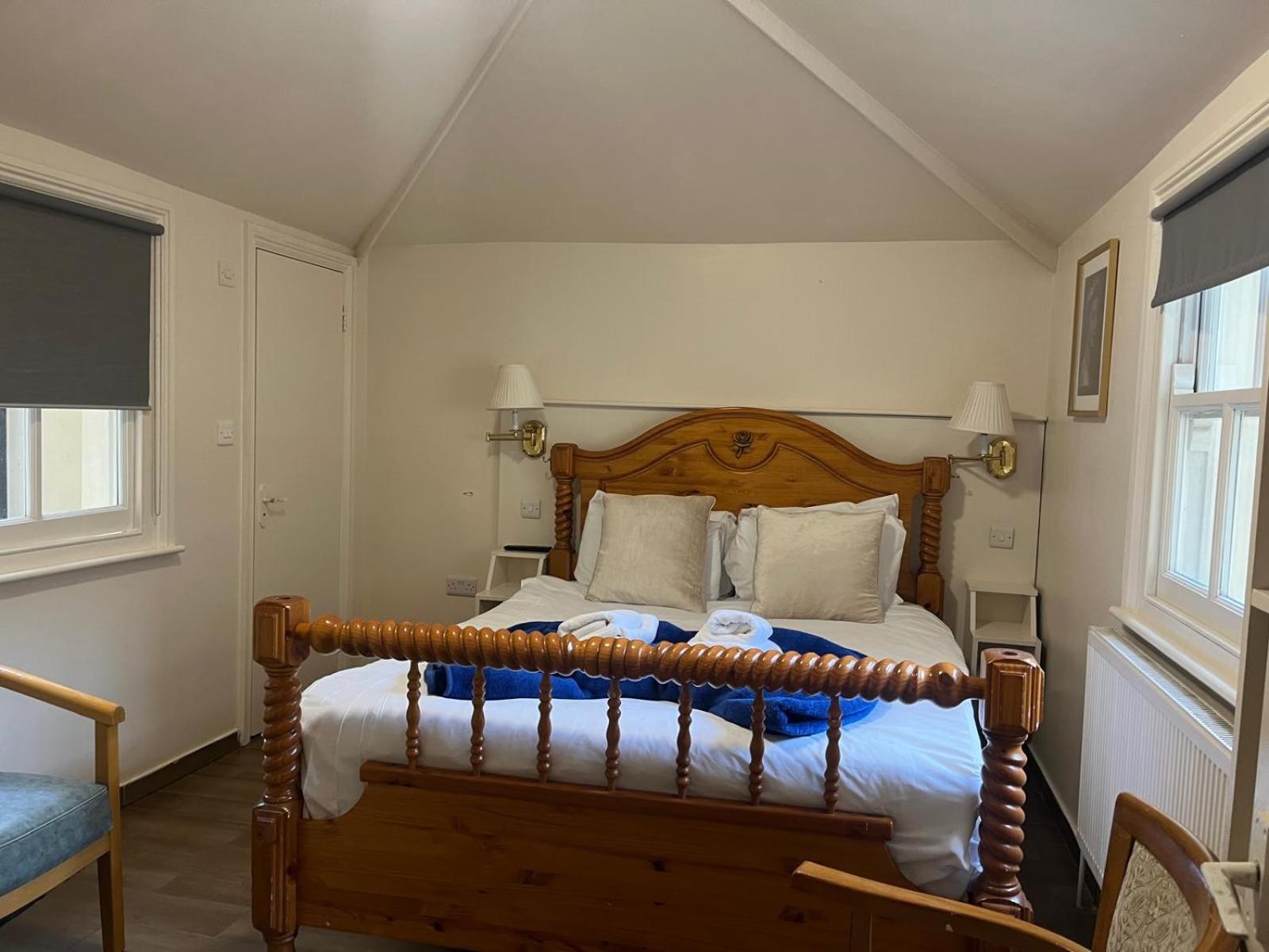 Atlas Hostel Лондон Экстерьер фото