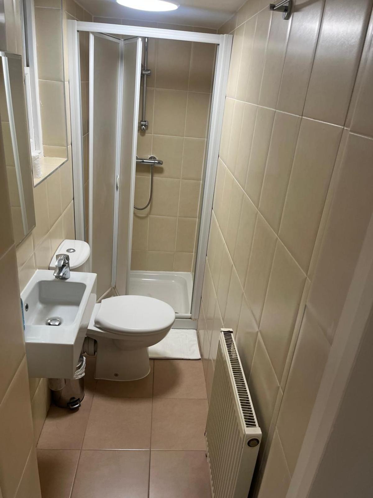 Atlas Hostel Лондон Экстерьер фото